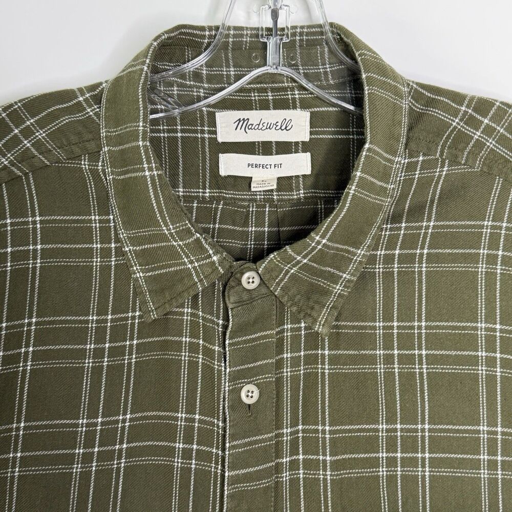 MADEWELL Perfect Fit Short Sleeve Button Shirt Men's Large Green Plaid Slim Fit